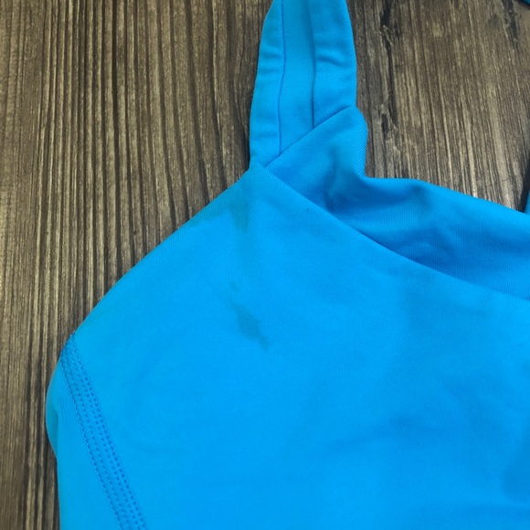 Lululemon sports bra - Picture 4 of 5